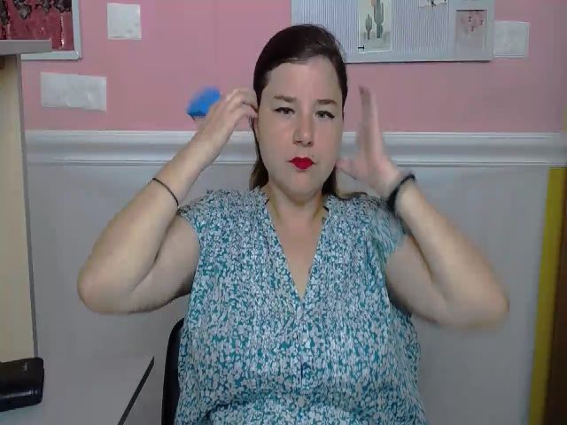 Live sex webcam photo for MonLais #265921907