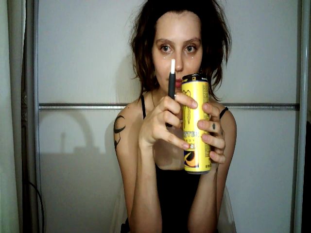 Live sex webcam photo for LiLMasha #266165178