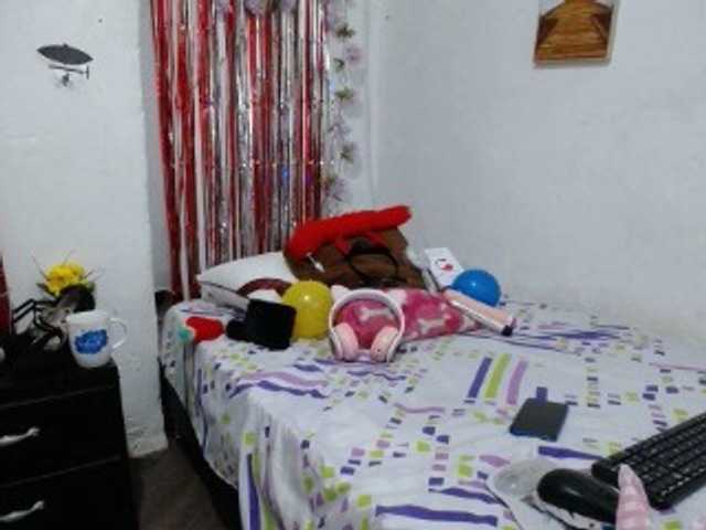 Live sex webcam photo for aodanis #265910522