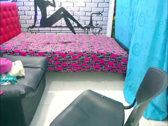 Live sex webcam photo for juwelmoom #265799171