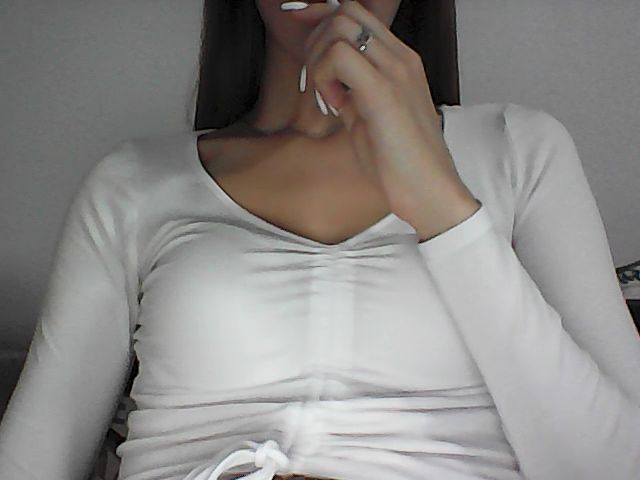 Live sex webcam photo for Eva_Knight #266204590