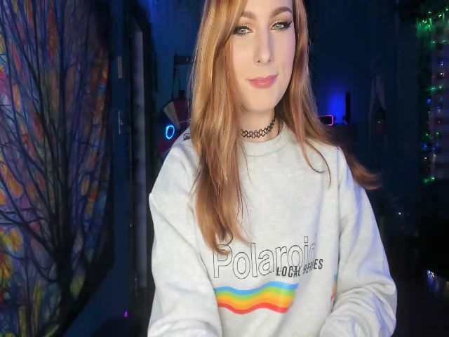 Live sex webcam photo for MapleMaya #265852674