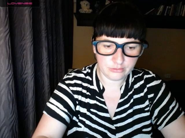 Live sex webcam photo for NoNameXY #266165712