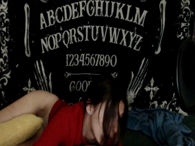 Live sex webcam photo for FoundError404 #266213993