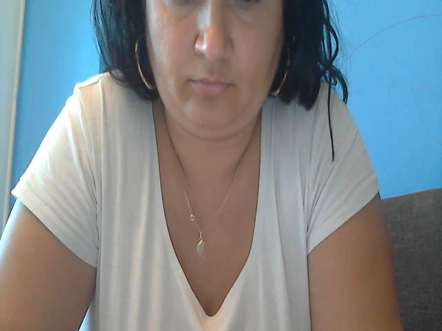 Live sex webcam photo for Mayalovegames #265905708