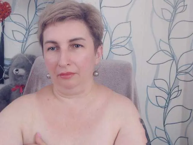 Live sex webcam photo for DepravedMadam #266318427