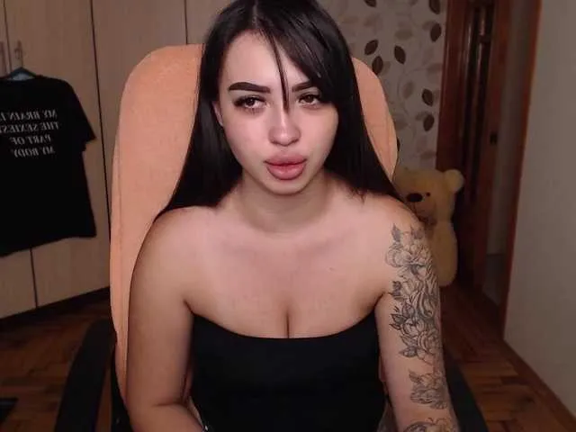 Live sex webcam photo for DarkSakura #266229100