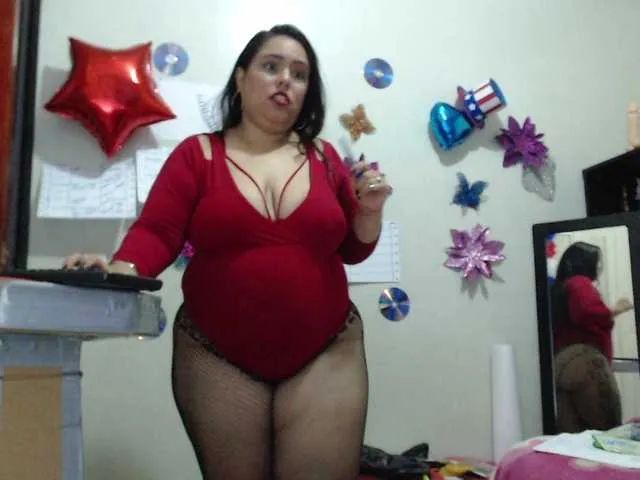 Live sex webcam photo for NicolleJordan #266229882
