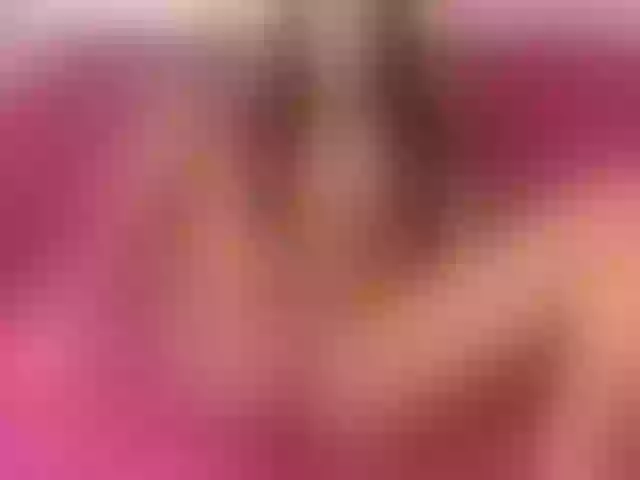 Live sex webcam photo for CrystalQueen #266477630