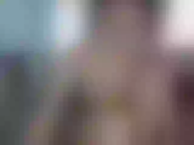 Live sex webcam photo for CassySweetKit #266393870