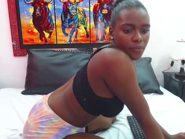 Live sex webcam photo for SolSmith09 #266228442