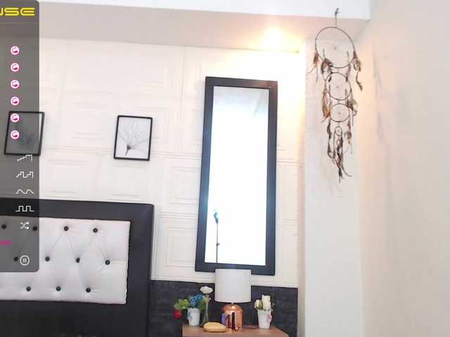 Live sex webcam photo for ximenaxlove #266230358