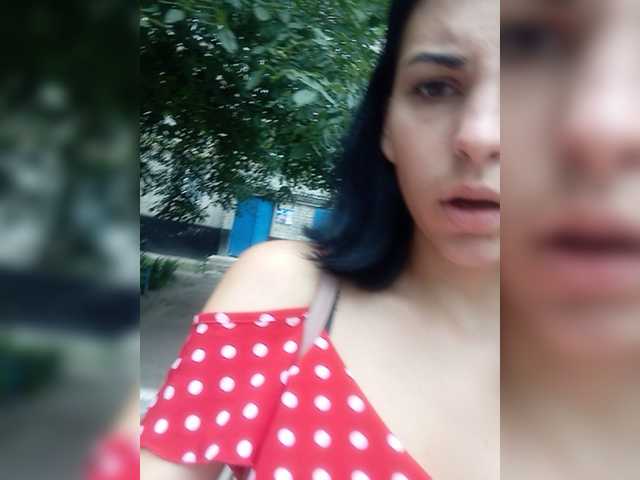 Live sex webcam photo for Polly40 #266318337