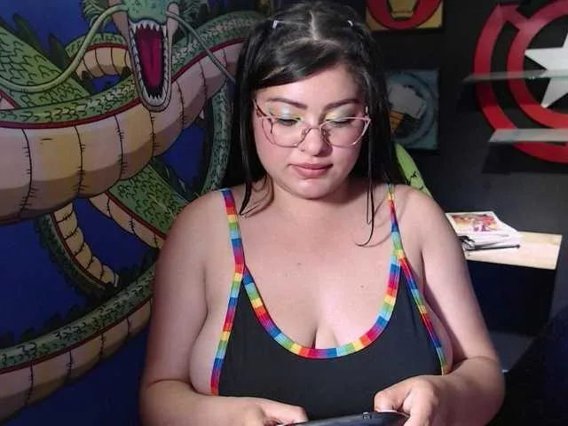 Live sex webcam photo for miiawalker #266230341