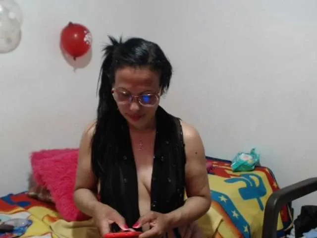 Live sex webcam photo for lunakardascha #266479966