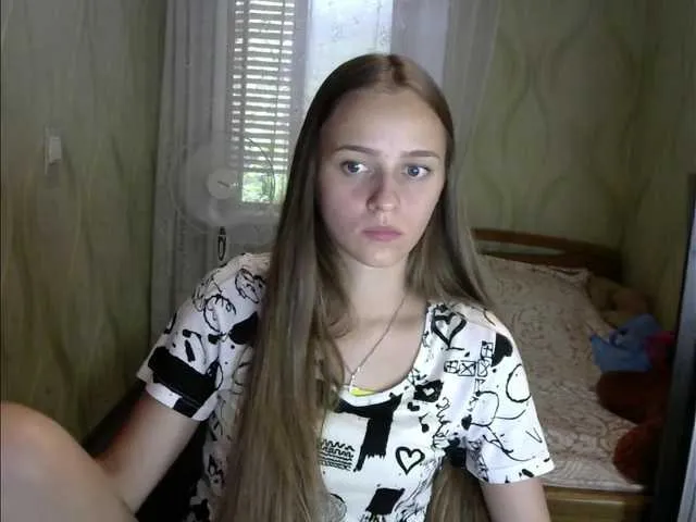Live sex webcam photo for RosaliaLove #266394219