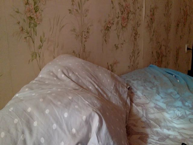 Live sex webcam photo for JolyBoss #266309101