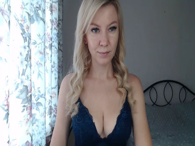 Live sex webcam photo for ParadiseAlina #266422462