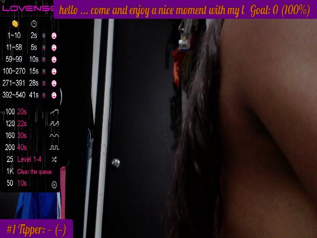 Live sex webcam photo for BIGXXBOOBS #266559476