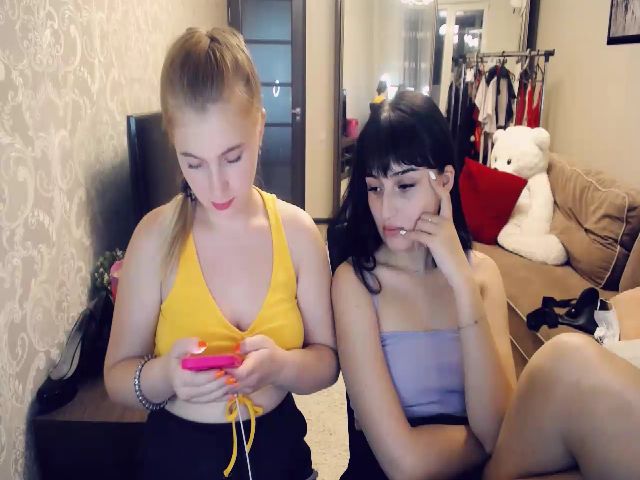 Live sex webcam photo for Hot__Moon #266238541