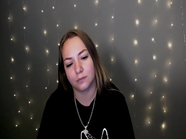 Live sex webcam photo for StellaJ_ #266305768