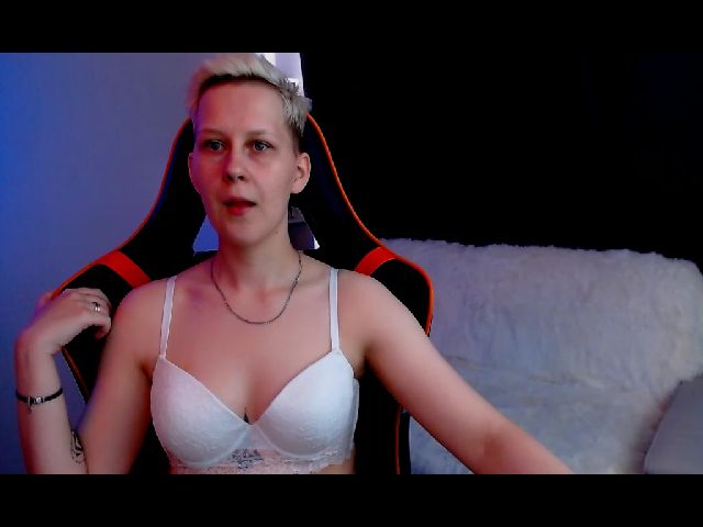 Live sex webcam photo for Oh_daisy #266397701