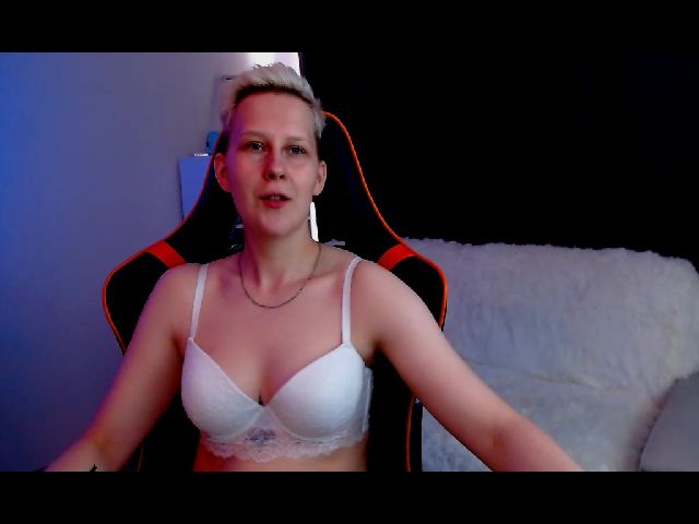 Live sex webcam photo for Oh_daisy #266407256