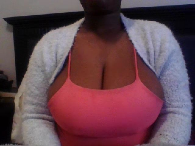 Live sex webcam photo for TheMajestibbb #266334893