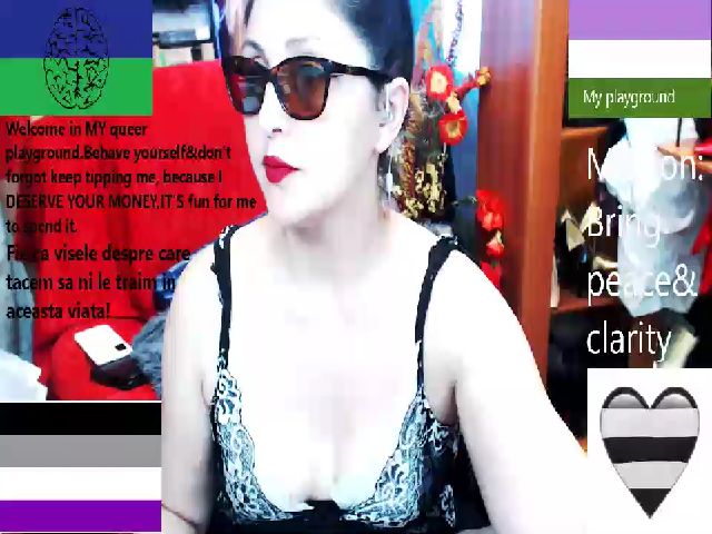 Live sex webcam photo for ImperatrizaS #266298616