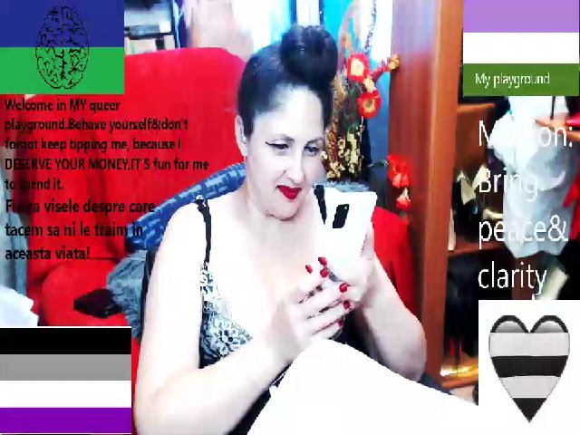 Live sex webcam photo for ImperatrizaS #266308014