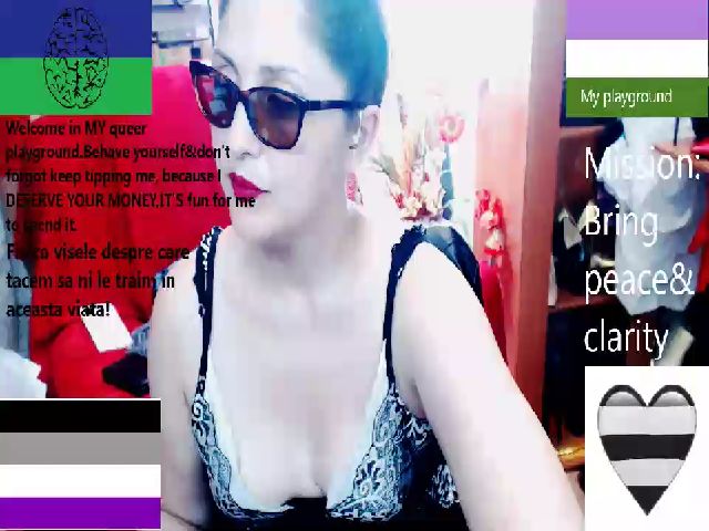 Live sex webcam photo for ImperatrizaS #266351277