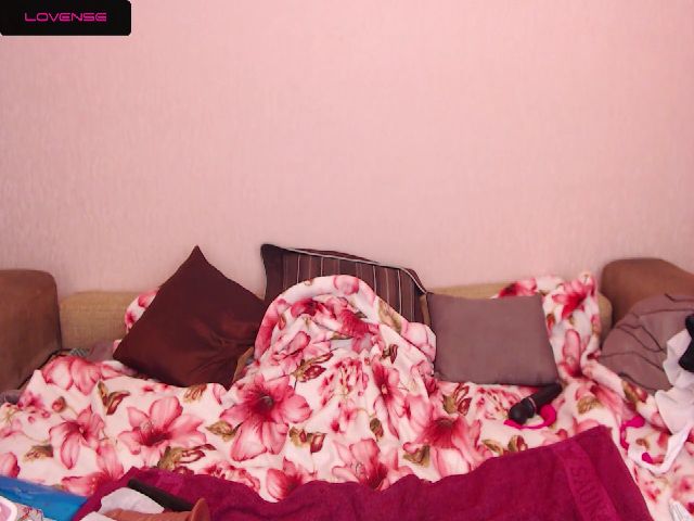 Live sex webcam photo for BraveSpirit4u #266557470
