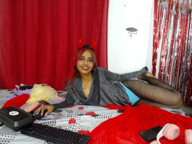 Live sex webcam photo for aodanis #266319774