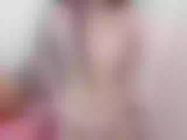 Live sex webcam photo for candy-girl18 #266478629