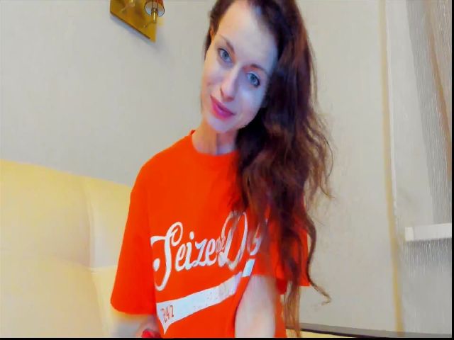 Live sex webcam photo for MissAnuta #266522471