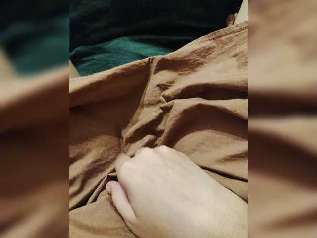 Live sex webcam photo for Cute-Flower #266477840