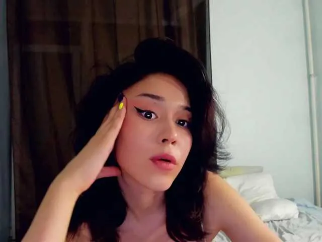 Live sex webcam photo for SophiaLunna19 #266228515