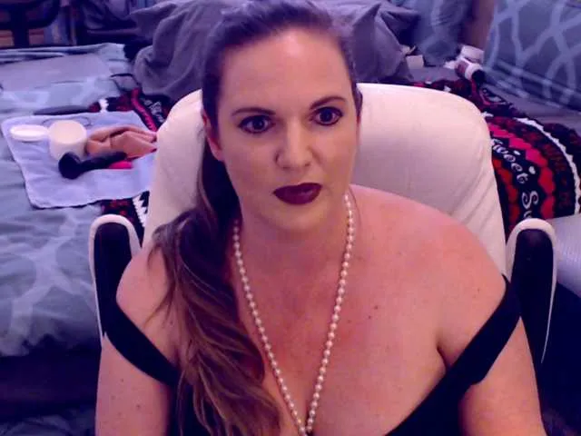 Live sex webcam photo for NinaJaymes #287908480