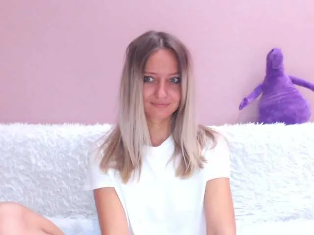 Live sex webcam photo for Gamora- #266562930