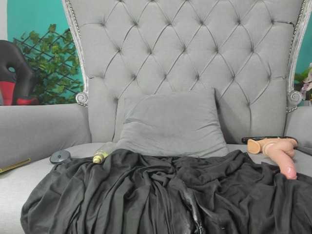 Live sex webcam photo for Pao- #266638064