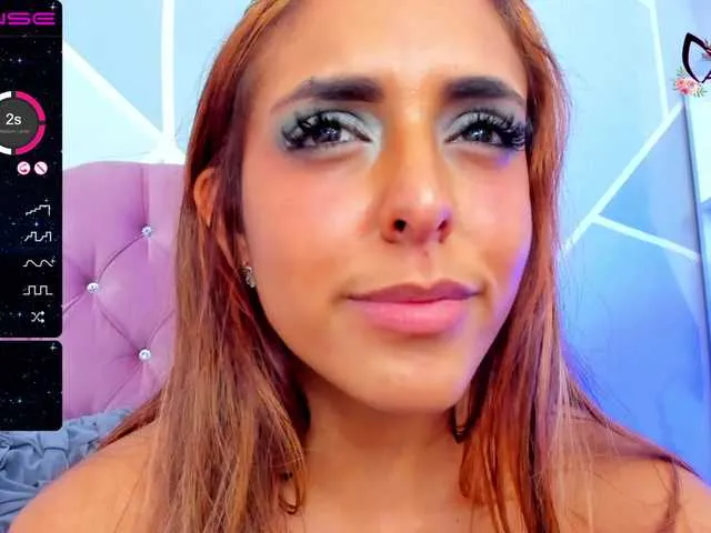 Live sex webcam photo for AlanaLexx #266637965