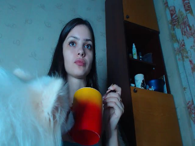 Live sex webcam photo for Snow_Whiteee #266827698