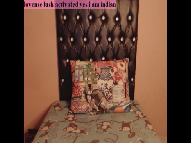 Live sex webcam photo for PARADISEQEEN #266852326