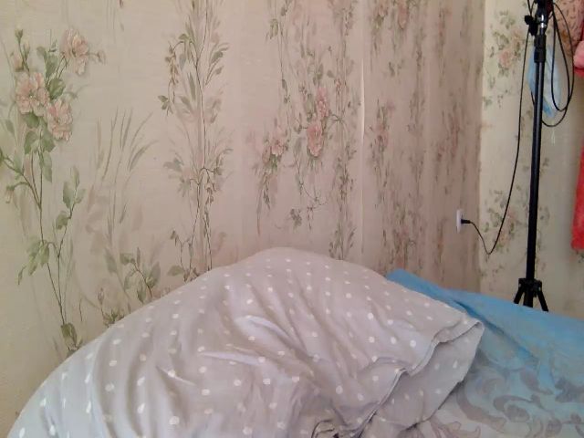 Live sex webcam photo for JolyBoss #266640470