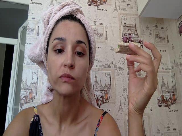 Live sex webcam photo for JolyBoss #266720445