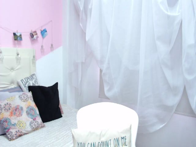 Live sex webcam photo for Pia_Smith_ #266785859