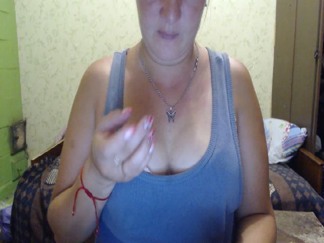 Live sex webcam photo for xxx_butterfly #266851830