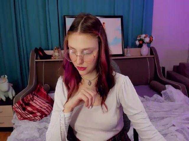 Live sex webcam photo for MadFrau #266828179