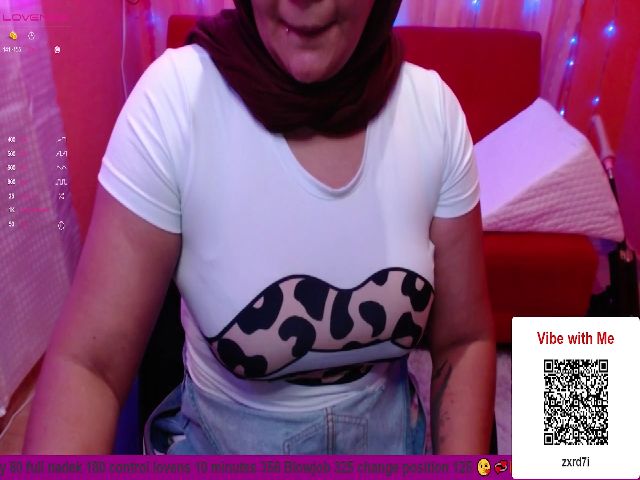 Live sex webcam photo for Sexyalicia4 #266585912