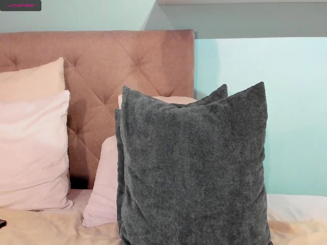 Live sex webcam photo for circenmilen #266656024